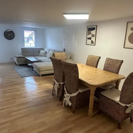 Monteur 3 Apartman