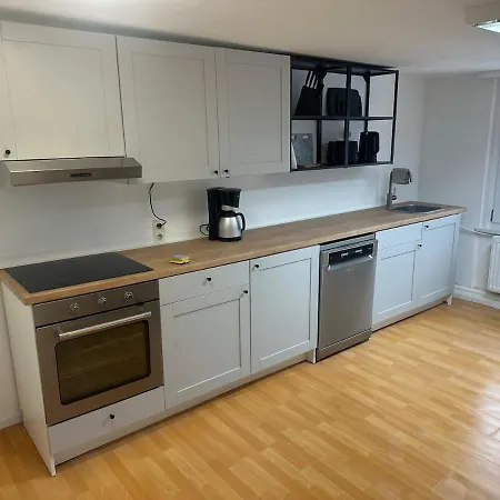 Monteur 3 Apartman